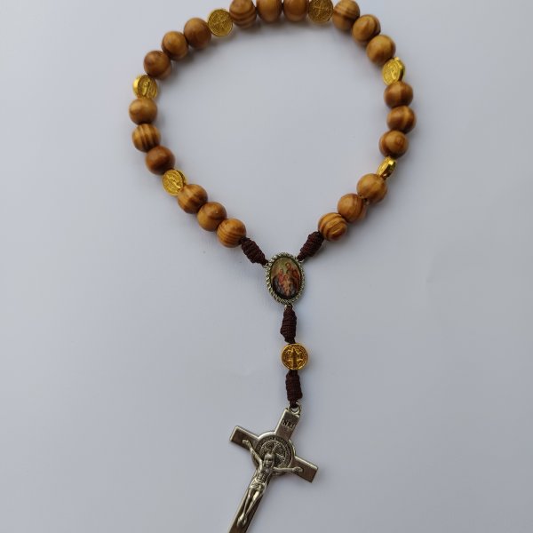 Medaljica Sv. Obitelji (zlatna) / Josipovih 7 žalosti i radosti, Krunice